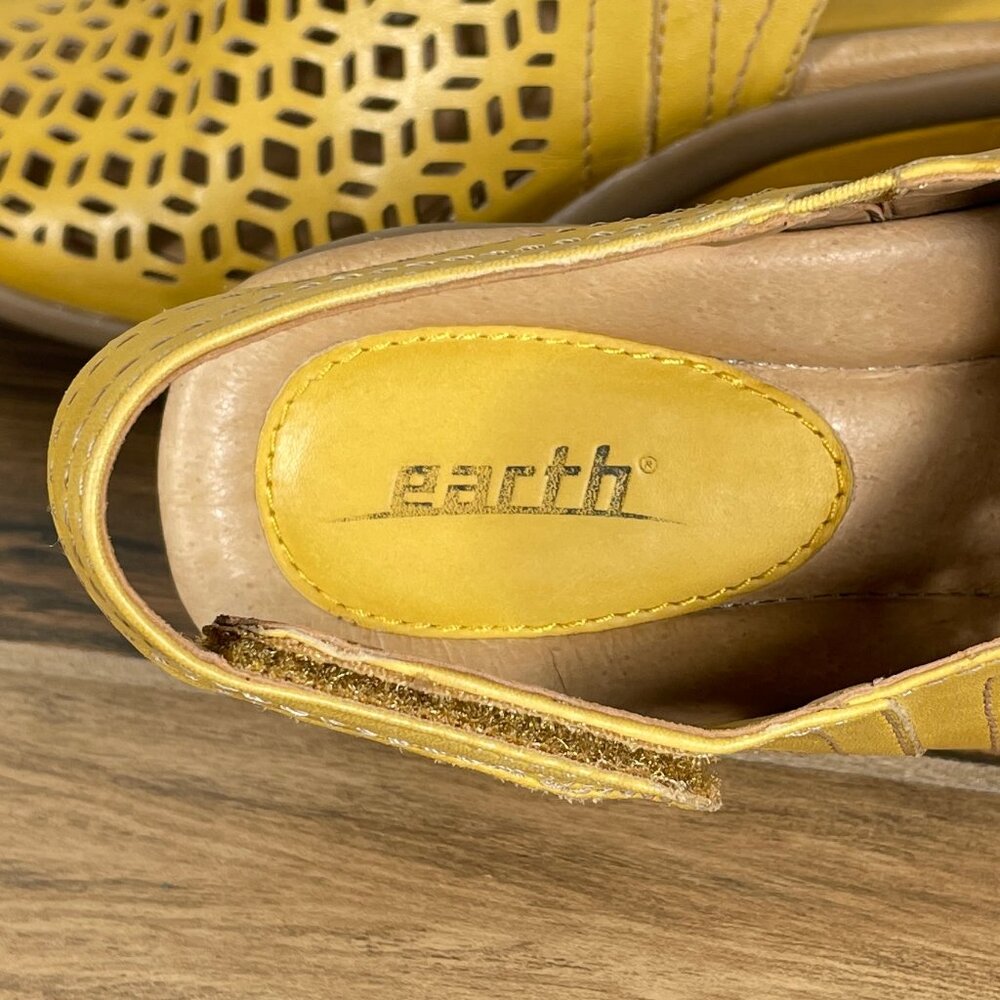 Earth Cascade Womens Size 7.5 Shoes Yellow Leather Peep Toe Slingback Sandal - Picture 12 of 15